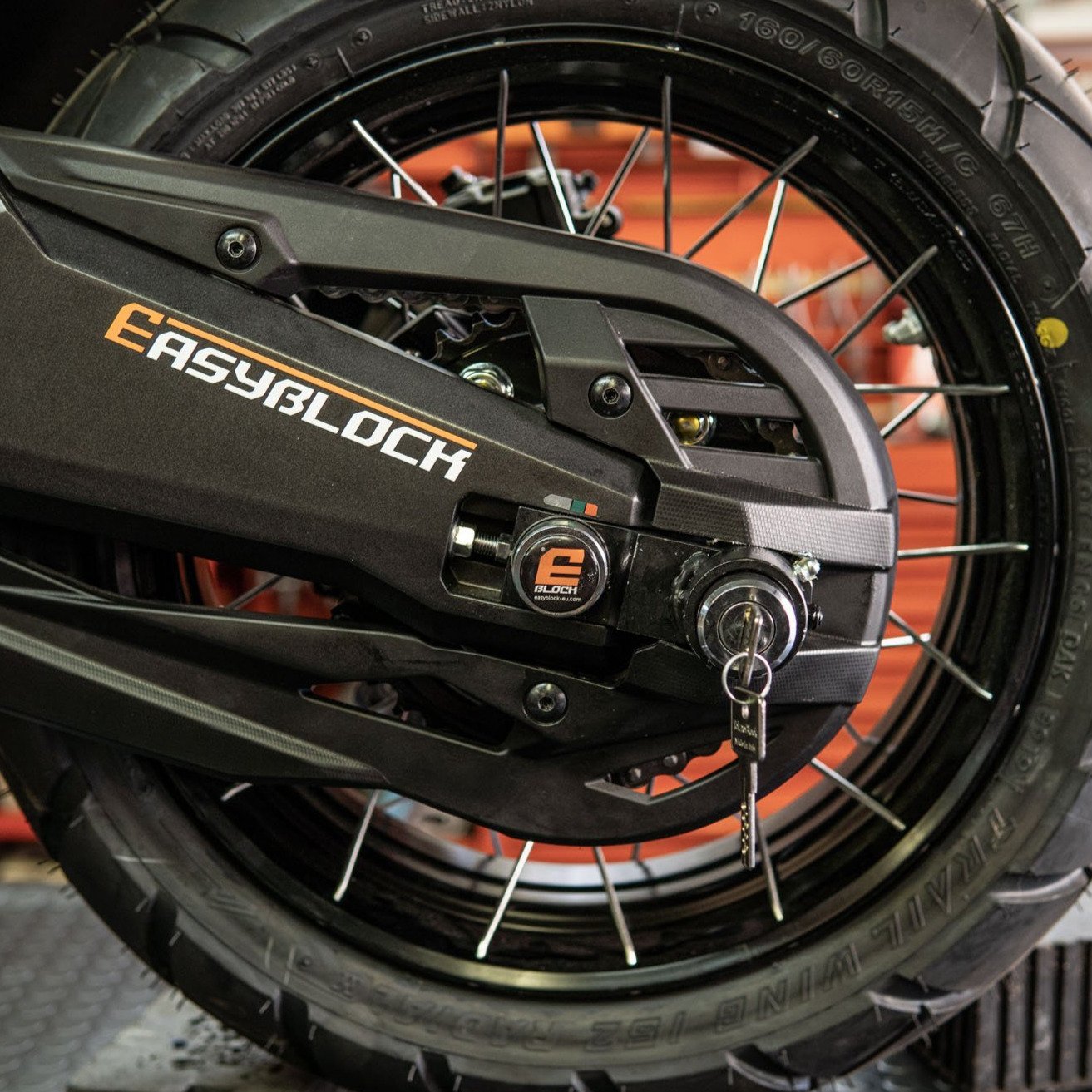 X-ADV-HONDA-EasyBlock Scooter Lock